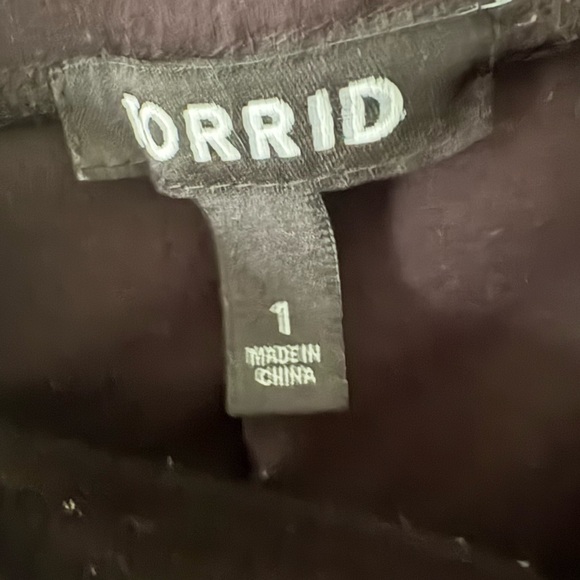 Torrid Pencil Skirt - Picture 3 of 4